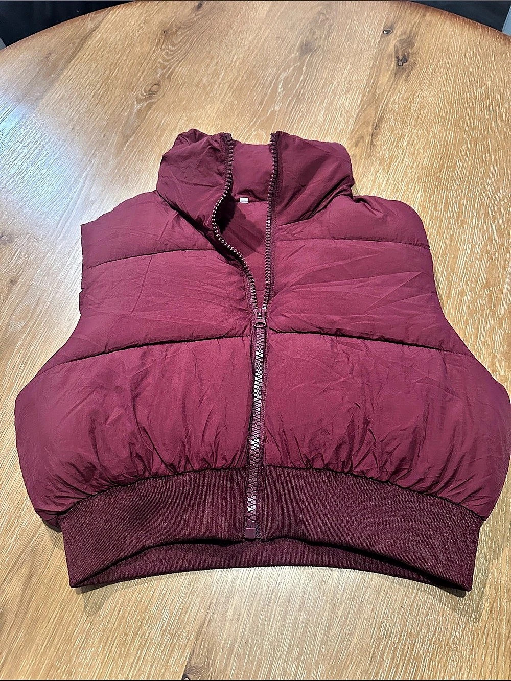 Puffer Vest in Burgundy Size Medium Like New